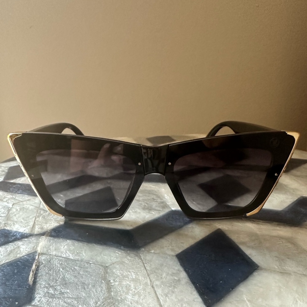 Louis Vuitton Black Sunglasses